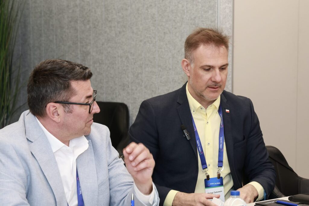 Michał P. Dybowski podczas spotkania roboczego Sheba Global